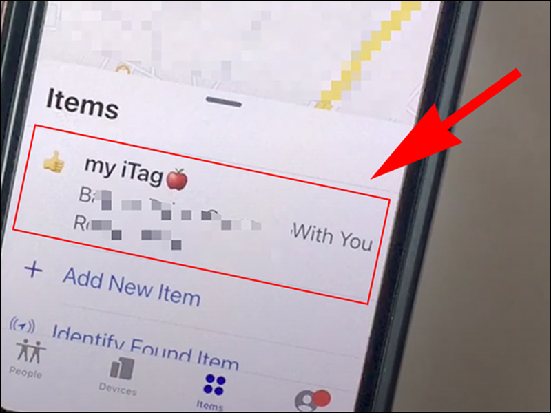 Chọn t&ecirc;n AirTag m&agrave; bạn muốn x&oacute;a 